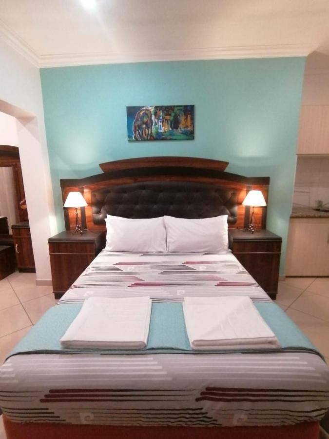 Palm View Guest House Pretoria-Noord Buitenkant foto