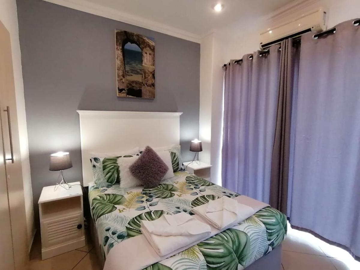 Palm View Guest House Pretoria-Noord Buitenkant foto