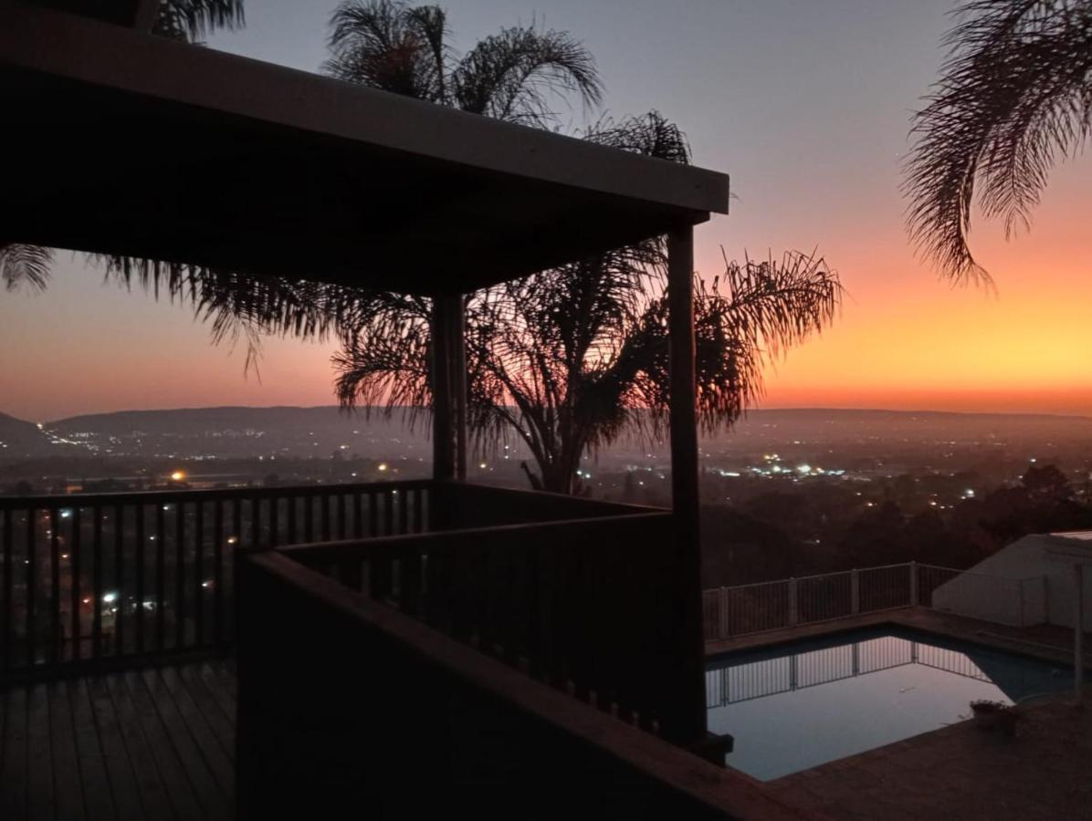 Palm View Guest House Pretoria-Noord Buitenkant foto